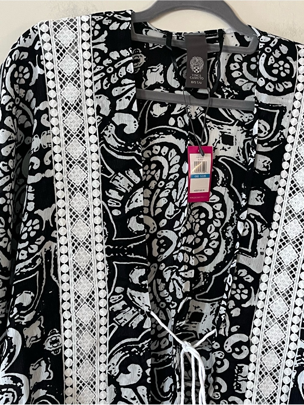 Vince Camuto Lace-Trim Black and White Kimono Wrap OSFM - Picture 8 of 15